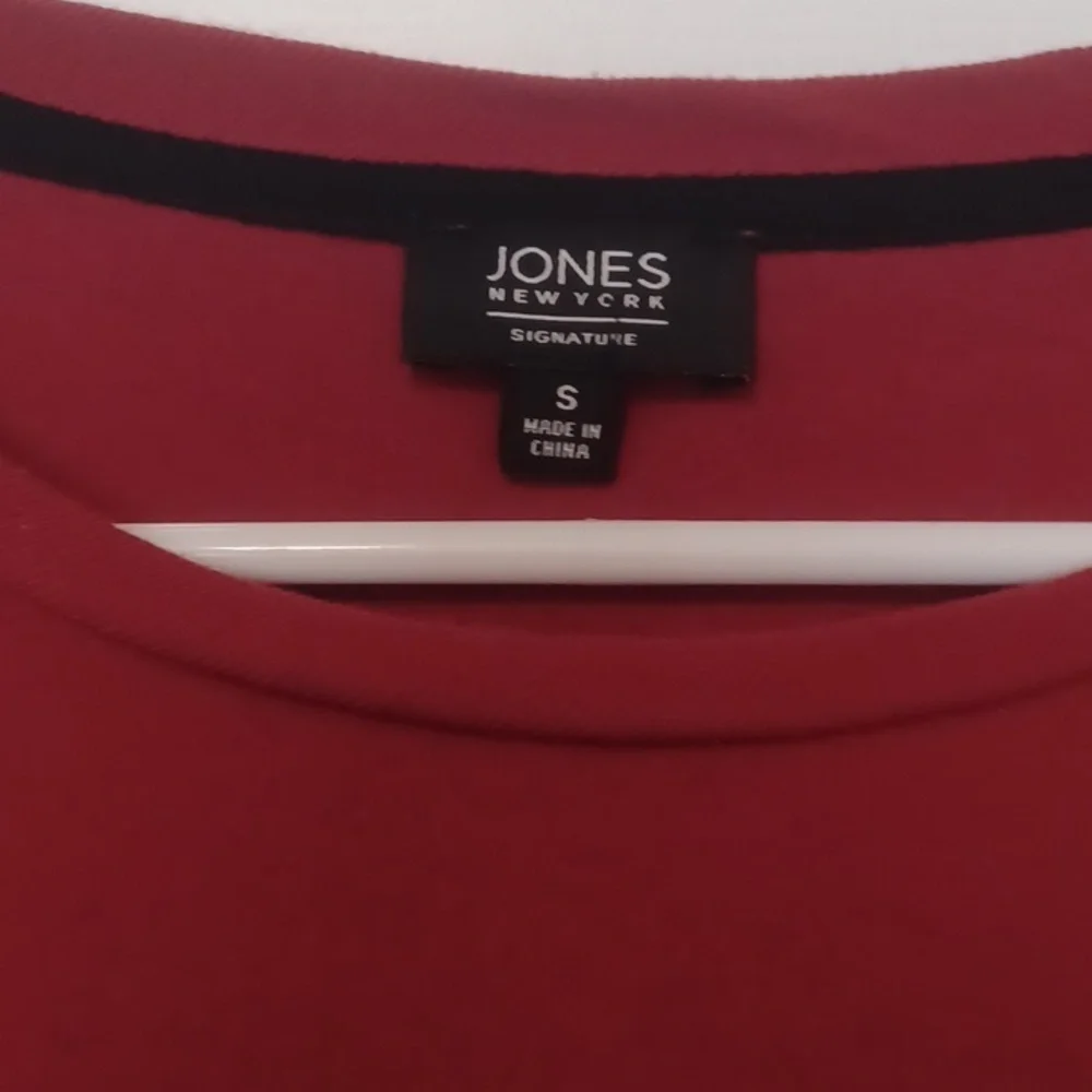 -- Long Sleeve Top with Gold Pumpkin Design - Picture 5 of 10